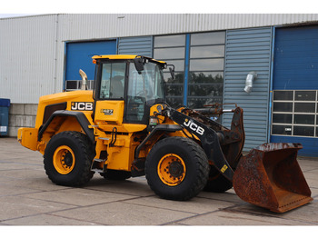 Товарач JCB 427
