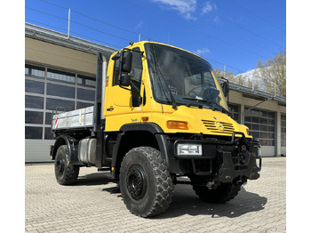 Самосвал камион UNIMOG U400
