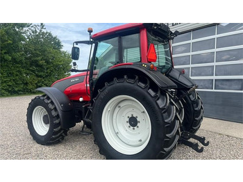 Трактор Valtra T171 Frontlift og fuld affjedring: снимка 3
