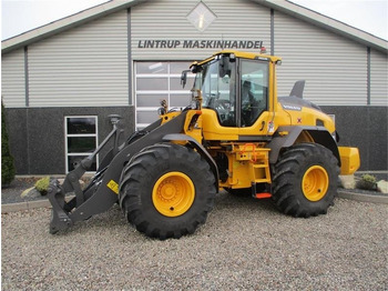 Колесен товарач VOLVO L70H
