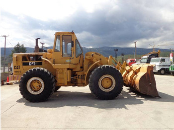 Колесен товарач CATERPILLAR 966C