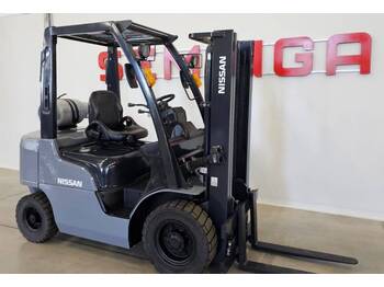 Газокар Nissan 9911 P1F2A20D: снимка 1