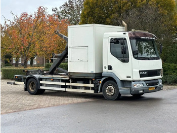 Мултилифт с кука камион DAF LF 45 180