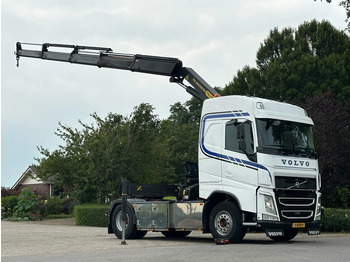Влекач VOLVO FH 460