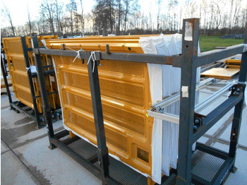 Нови Врата и части за Строителна техника Caterpillar 4231246 -: снимка 5