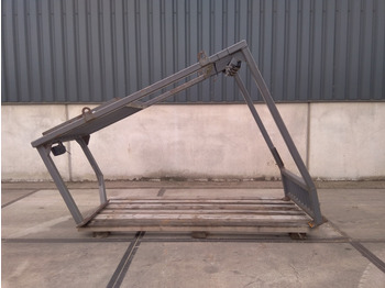 Кабина и интериор HITACHI