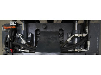 Стакер Combilift CS850: снимка 5