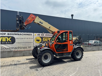 Телескопичен товарач JLG