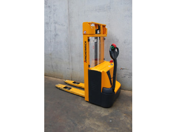 Стакер JUNGHEINRICH EJC