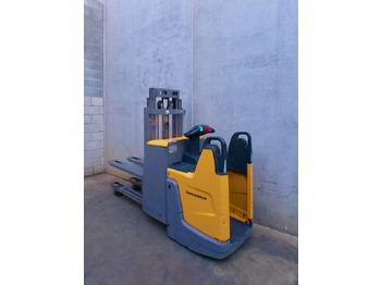 Стакер JUNGHEINRICH ERD