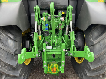 Нови Трактор John Deere 6120M: снимка 4
