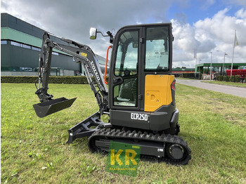 Мини багер VOLVO ECR25D