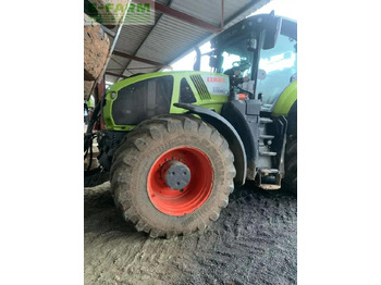 Трактор CLAAS Axion 930