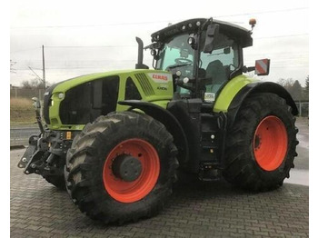 Трактор CLAAS Axion 930