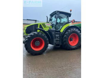 Трактор CLAAS Axion 930