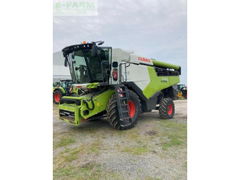 Зърнокомбайн CLAAS Lexion 6700