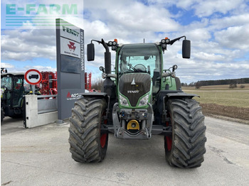 Трактор FENDT 724 Vario