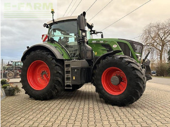 Трактор Fendt 828vario s4: снимка 3