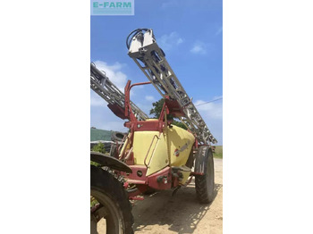 Прикачна пръскачка HARDI