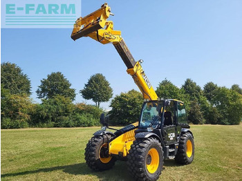 Телескопичен товарач JCB