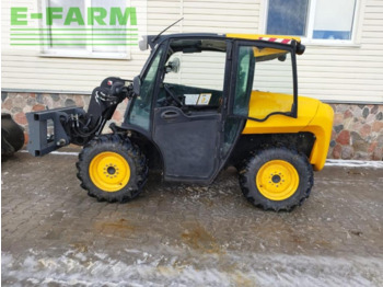 Телескопичен товарач JCB