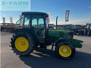 Трактор John Deere 5080 g: снимка 3