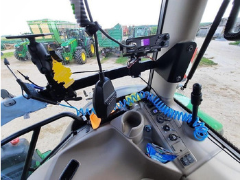Трактор John Deere 6250r: снимка 4