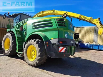 Силажокомбайн JOHN DEERE 8300