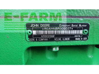 Трактор John Deere 8360 R: снимка 2 Трактор John Deere 8360 R: снимка 2