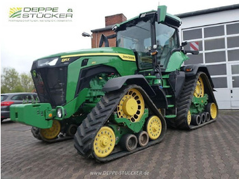 Трактор JOHN DEERE