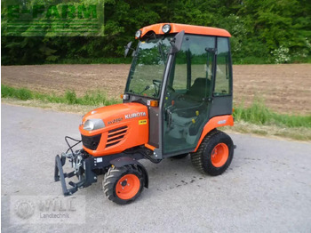 Трактор KUBOTA