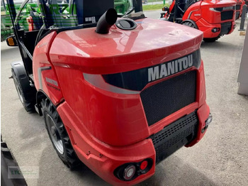 Колесен товарач MANITOU MLA 4-50