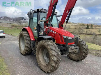 Трактор MASSEY FERGUSON 5611