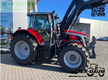 Трактор MASSEY FERGUSON 100 series