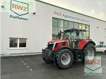 Трактор MASSEY FERGUSON 100 series