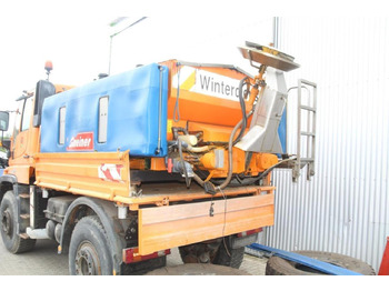 Снегорин Mercedes-Benz unimog u 400: снимка 5 Снегорин Mercedes-Benz unimog u 400: снимка 5