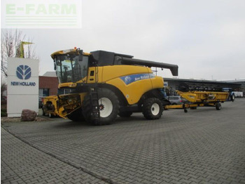 Зърнокомбайн NEW HOLLAND CR9000