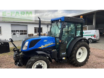 Трактор NEW HOLLAND T4