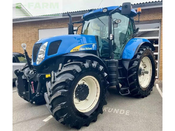 Трактор NEW HOLLAND T7000