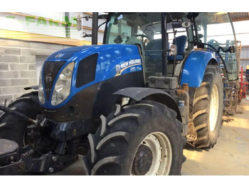 Трактор NEW HOLLAND T7