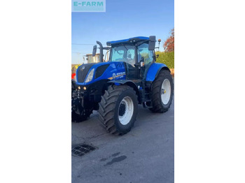 Трактор NEW HOLLAND T7