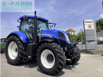 Трактор NEW HOLLAND T7.210