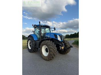 Трактор NEW HOLLAND T7.250