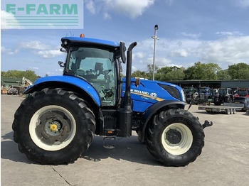 Трактор NEW HOLLAND T7