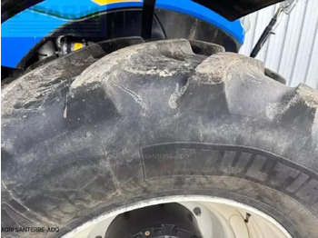 Трактор New Holland t7.270 ac: снимка 3