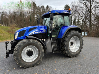 Трактор NEW HOLLAND T7000
