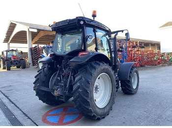 Трактор Valtra a 114: снимка 5 Трактор Valtra a 114: снимка 5