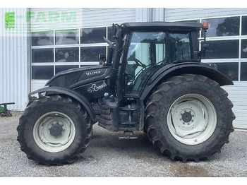 Трактор Valtra n123: снимка 3
