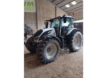 Трактор VALTRA N174