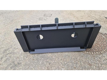 Нови Прикачен инвентар Big Bobcat 90 cm Adapter mit Euro Aufnahme: снимка 2